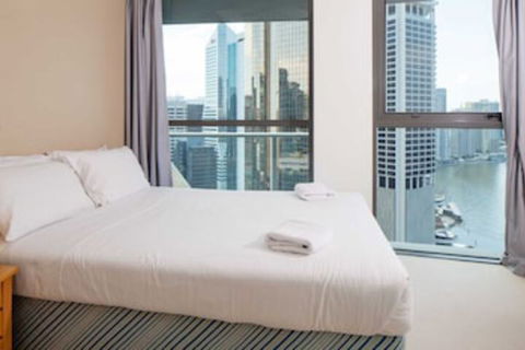 Amazing CBD 2BD Apartment W / Parking & Pool! - Sunshine Coast Guide 0