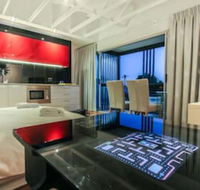 Architecturally Designed Studio 10 Minutes to CBD - Sunshine Coast Guide