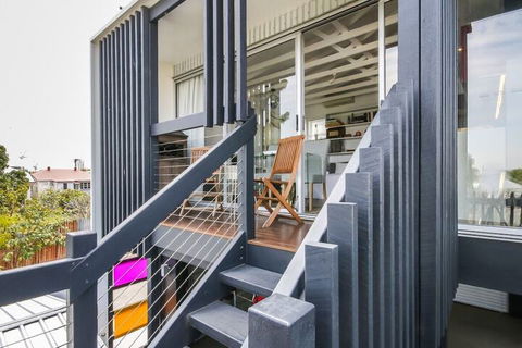 Architecturally Designed Studio 10 Minutes To CBD - Sunshine Coast Guide 6