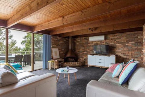 The View - Sunshine Coast Guide 6