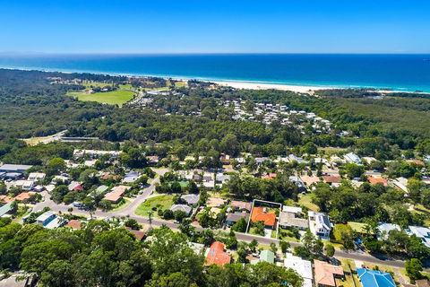 A PERFECT STAY - Julian Rocks House - Sunshine Coast Guide 1