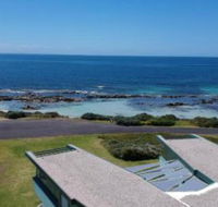 Boathouse nearly in the water  wonderful views - Sunshine Coast Guide