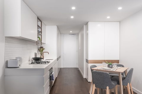 Domi Serviced Apartments - Sunshine Coast Guide 6