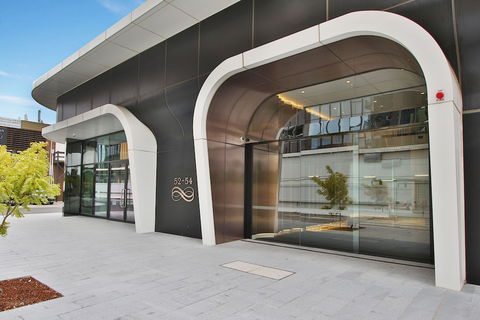 Domi Serviced Apartments - Sunshine Coast Guide 0