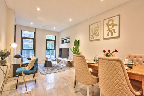Apartment Hyde Park - Darling Harbour Day St 1 - Sunshine Coast Guide 1