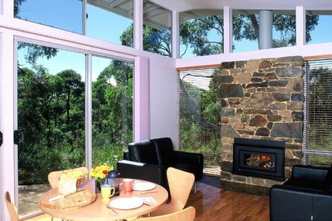 Ridgetop Retreats Deep Creek Conservation Park - Sunshine Coast Guide 6