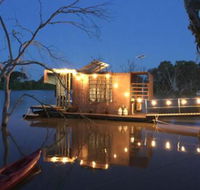 Bills Boathouse - Sunshine Coast Guide