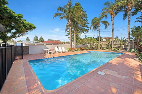 Beachfront On Werrina - Sunshine Coast Guide 4