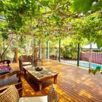 SERENITY - Sunshine Coast Guide 0