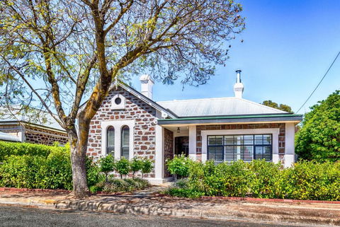 Barossa Valley View Guesthouse - Sunshine Coast Guide 6