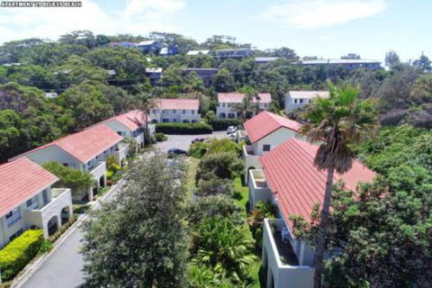 Apartment 29 - Sunshine Coast Guide 4