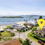 Sunset Place 1 / 29 Sunset Boulevard Gorgeous Townhouse So Close To The Water - Sunshine Coast Guide 0