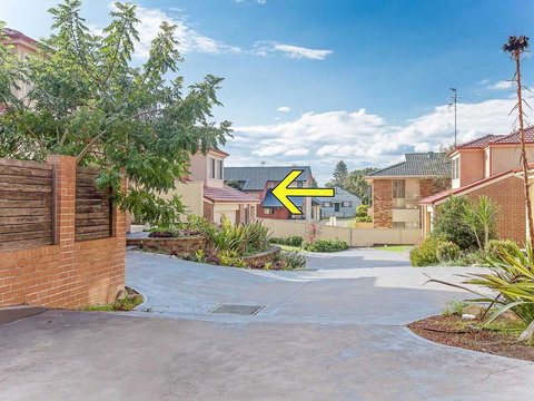 Tomaree Townhouse 5 / 26 28 Tomaree Street Large Air Conditioned Townhouse & WIFI - Sunshine Coast Guide 6