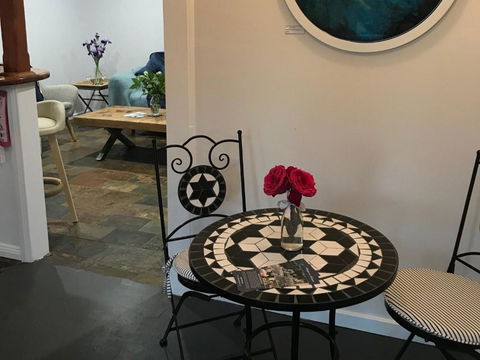 Adagio In Auburn - Sunshine Coast Guide 2