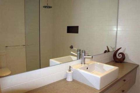 Amore - Sunshine Coast Guide 0