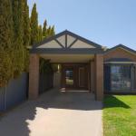 SAN Mateo - Sunshine Coast Guide 1