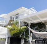 White Beach Cottage - Sunshine Coast Guide