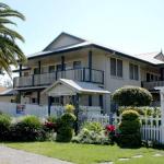 Tokelau 2 Tuncurry Townhouse - Sunshine Coast Guide 1