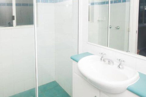 Aquarius Apartment 3 - Sunshine Coast Guide 2
