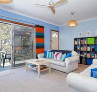 Rutland 1 / 13 Cromarty Road pet friendly boat parking water views air con - Sunshine Coast Guide