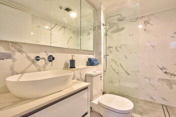Apartment Hyde Park George - Sunshine Coast Guide 2