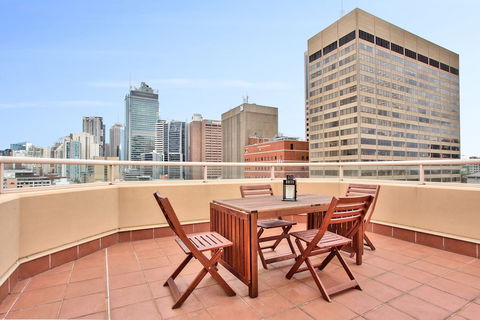 Apartment Hyde Park George - Sunshine Coast Guide 0