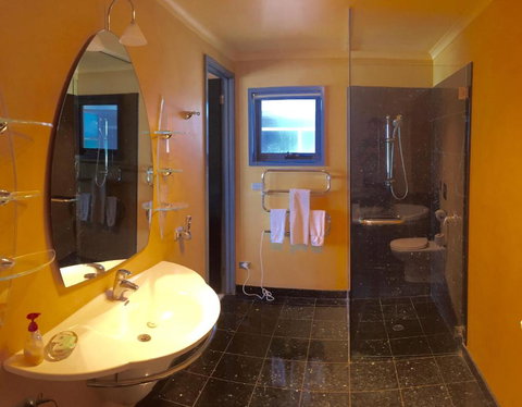 The Penthouse - Sunshine Coast Guide 1