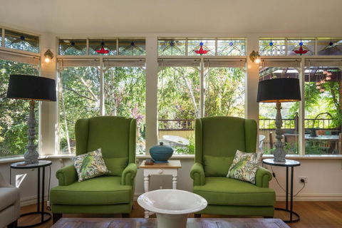 Rent Your Own Historic Hotel For Holidays & Events - Sunshine Coast Guide 3