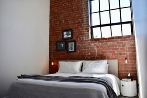Stylish Warehouse Conversion In Heart Of Fitzroy - Sunshine Coast Guide 0