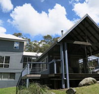 The Retreat Lodge - Sunshine Coast Guide