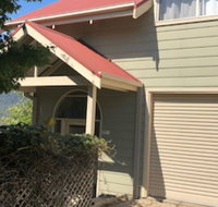 Alpine Stag Lodge Unit 1 - Sunshine Coast Guide