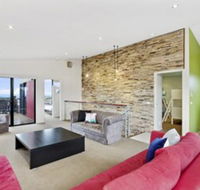 Ocean Views on Nicholson - Sunshine Coast Guide