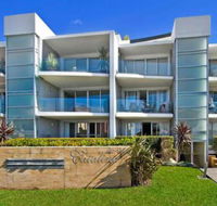 Catalina Luxury 9 - Sunshine Coast Guide
