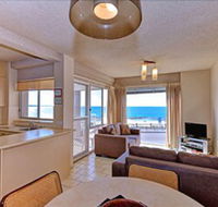 Dolphin Court 5 - Sunshine Coast Guide