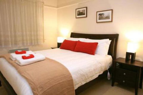 Elouera - Sunshine Coast Guide 3