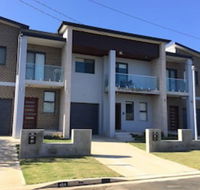 Minto Lodge Sydney - Sunshine Coast Guide