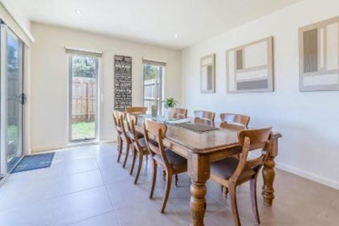 29 Birch Crescent Cowes - Sunshine Coast Guide 5