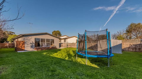 14 Lansell Road Cowes - Sunshine Coast Guide 4