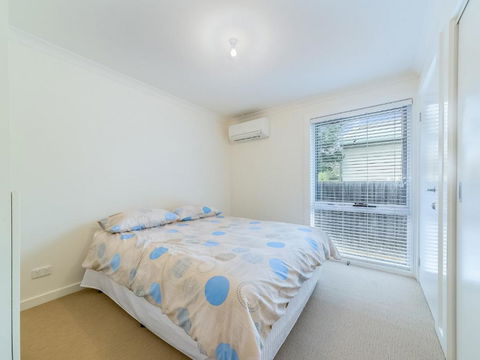 5B Genesta St. Cowes - Sunshine Coast Guide 3