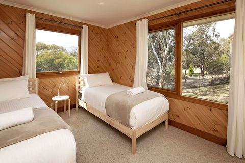 Rimrock - Sunshine Coast Guide 7