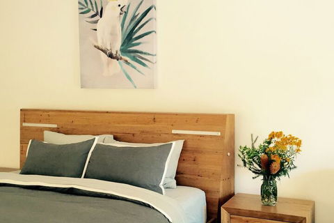 Tilba Lake House - Sunshine Coast Guide 6