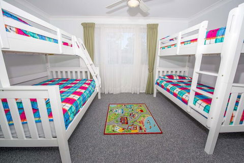 Ajax Avenue 2 / 35 Nelson Bay - Sunshine Coast Guide 5