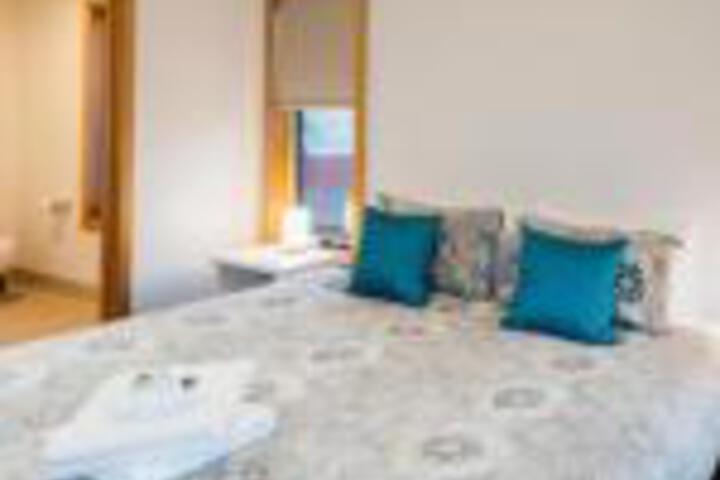 Merseylea ACT Sunshine Coast Guide