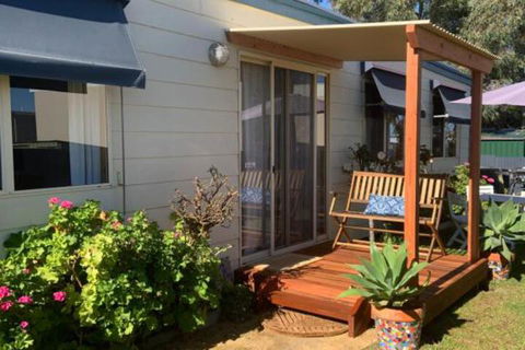 Moana Beach Sunset Holiday Accommodation - Sunshine Coast Guide 4