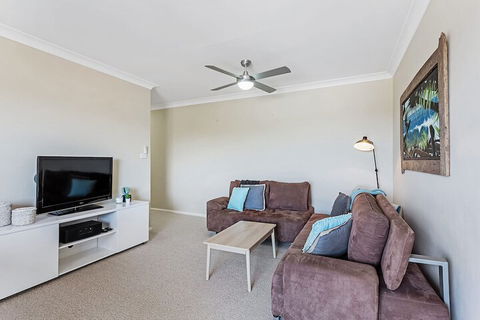 Adriana 10 / 83 Ronald Avenue - Sunshine Coast Guide 3