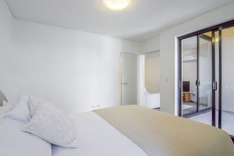 Charming And Dream Home In Sydney - Sunshine Coast Guide 5