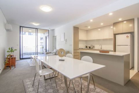 Charming And Dream Home In Sydney - Sunshine Coast Guide 0