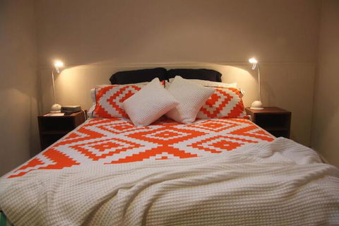 SACKVILLE APARTMENT 1 - Sunshine Coast Guide 6