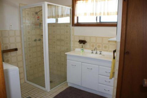 Tasmanviews - Sunshine Coast Guide 4