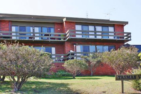 Tasmanviews - Sunshine Coast Guide 0